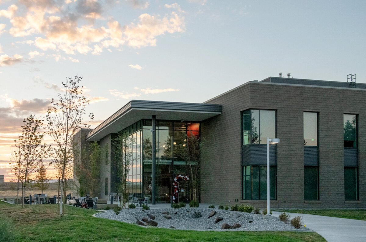 WSU Tri-Cities' Collaboration Hall Wins National Award of Merit from the Design-Build Institute of America